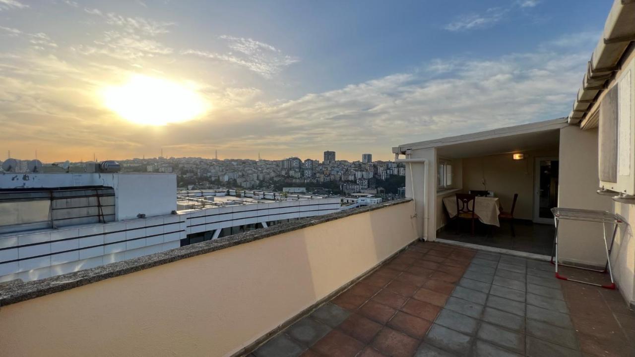 Апартаменты 200 M2 Muhtesem Cati Kati, Roof Стамбул Экстерьер фото